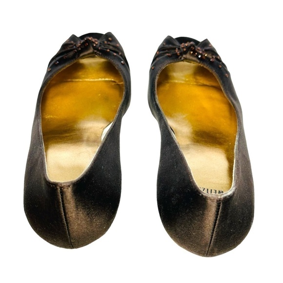 Stuart Weitzman Women's Brown Satin Glotallulah Peep Toe Kitten Heels size 7.5 - Picture 9 of 12